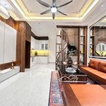 nhà đẹp dân xảy -ở ngay -tặng nội thất -phố yên hòa -cầu giấy -33 m2-5 tầng-