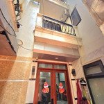 bán nhà ở cực hiếm tại thanh xuân. dt 43m2 5 tầng giá siêu mềm. 30 ra mặt phố