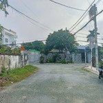 bán xưởng 303m2, góc 2 mặt tiền dương công khi, hóc môn