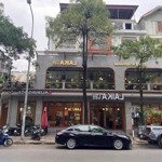 cho thuê nhà mặt phố trần đại nghĩa , quá ư là đẹp, diện tích: 100m2x 2 tầng, mặt tiền tận 15m