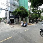 bán nhà 124m2. đường xe hơi. chợ tân quy quận 7.dt 7m x 18m gồm 6 phòng cho thuê. giá 13.6tỷ ( tl )
