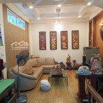 bán nhà 5 tầng tại đào tấn, ba đình . 10m ra ô tô, lô góc 3 thoáng, ngõ thông mặt tiền rộng.