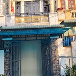 bán nhà riêng, hẻm xe hơi, gần chợ trường học các cấp phường đông hòa, gần làng đại học thủ đức..