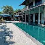 VILLA NGHỈ DƯỠNG SÂN VƯỜN HỒ BƠI - HƠN 700M2 - NGANG 18M - GẦN METRO BÌNH THÁI