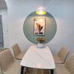 chính chủ cần bán căn hộ 2 ngủ 72m2 vew hồ giá 2 tỷ 630 triệu