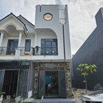 nhà mặt tiền kinh doanh: 4tỷ200_72m2 nhà 1 trệt 1 lầu kdc phú hồng thịnh 8, p.bình chuẩn, thuận an