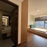 cần cho thuê căn hộ flora mizuki 80m2 căn góc full nội thất giá 10.5 triệu lh: 0936894308