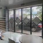 bán gấp nhà 2 mặt tiền đường lê hồng phong phú lợi