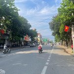 mặt đường kinh doanh hà huy tập - gần nút giao với nguyễn sỹ sách