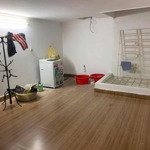 nhà 62m2 gốc dân xây mặt đường đào nhuận- trại lẻ, gần hoàng huy, kinh doanh tất cả các mặt hàng