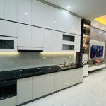 nhà phố kim đồng 2 mặt ngõ, ô tô đỗ sát nhà, cách phố chỉ 70m 3pn, cực thoáng chỉ 5.67 tỷ