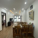 căn hộ full nội thất gỗ 100% tự nhiên đẳng cấp view thoáng tại tầng 26 căn 24 toà oc3 lh 0989271926