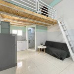 trống sẵn ở liền phòng trọ tân bình gác cao 1m8 ngay cầu vượt hoàng hoa thám, etown 2 cộng hoà