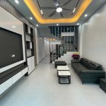 nhà 3 tầng ngõ phố nguyễn trãi, diện tích 52,2m2, mặt tiền rộng 4 m vuông đét. hướng bắc
