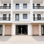Bán Nhà 3 Tầng Giáp KĐT Bãi Muối,P.Cao Thắng. DT:58m2,MT:5.5m !!!