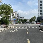 cần bán căn liền kề 4 tầng chân chung cư la fortuna vĩnh yên