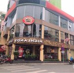 góc 2mt ngay tạ uyên, quận 5. 9mx19m. ht: 3 tầng, khu vực xây cao. hđt 150triệu. giá 32 tỷ