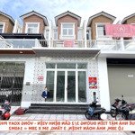 cho thuê nhà ba tháng hai pc - đoạn vòng xoay đông đúc, lộ 38m, 3 tầng, 5x28m, hoàn thiện mới 100%.