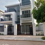 bán căn biệt thự đơn lập rất hiếm tại dự án t&t phố nối hưng yên 255m2 rất giá trị -giá đầu tư