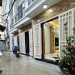 Bán nhà Nguyễn Chính-Tân Mai, 36m2 x 5T căn góc, ngõ thông, ô tô 20m. Giá 7,4 tỷ