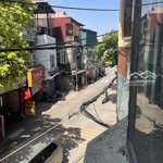 mặt phố kinh doanh sầm uất g giải phóng , ô tô tránh. mua đất tặng nhà