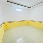 Cho thuê nhà 1 trệt 2 lầu, mặt tiền đường trần hoàng na mới