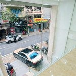 mặt phố-toà văn phòng-kinh doanh-mặt tiền lớn-vỉa hè rộng thuê 800tr/tháng-thông sàn l.h 0919611591