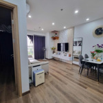 bán căn 1 ngủ 1 khách full đồ siêu đẹp 47.5m2 chung cư berriver nguyễn văn cừ 4.2 tỷ:lh 0916393862
