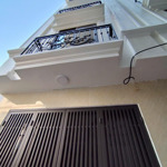 nhà rộng rẻ nhất la phù 5t*40m2 ngõ rộng ô tô vào tận cổng. gần trục chính, sát chợ giá chỉ 3,9 tỷ