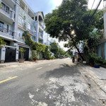 bán nhà mặt tiền khu họ lê, 8x18m, nhà nát, giá 18 tỷ tl