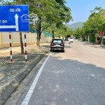 cần chuyển nhượng 50,7m , cách đường nhựa 15m ,