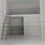 bán nhà mặt tiền kdc vsip1, 4.9 tỷ, 150m2 - 8 phòng trọ. thu nhập 150 tr/năm
