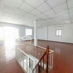 cho thuê nhà hẻm 4m (xe hơi) tuệ tĩnh, p13, q11 giá 16tr/th
