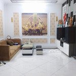 hoa hậu! p tôn đức thắng, lô góc, ngõ nông, 2 thoáng, gần ô tô, 30m*5 tầng