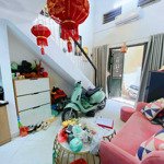 chủ cần bán gấp, quận đống đa, 25m2, 4 tầng, 4.6 tỷ, sát phố, vô ở luôn, gần ô tô, kinh doanh nhỏ
