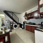 bán căn nhà ngay bệnh viên q12 tân chanh hiệp q12
