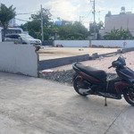 bán đất thị trấn hóc môn- 80m2- hxt tránh- hơn 3 tỷ