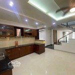 bán nhà mặt tiền đường số 5, kdc him lam bình hưng bình chánh