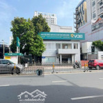 siêu vị trí mt phan đăng lưu phú nhuận. dt 626m² có gpxd 9 tầng. chỉ 175 triệu/m² (110 tỷ)