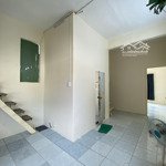 cho thuê chung cư tầng 2 - 13c kỳ đồng, 1pn, 1wc, có gác (cc cũ riêng biệt từng căn)