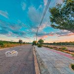 chính chủ cắt lỗ 500tr bán nhanh cặp liền kề hùng vương 360m2 chỉ 800tr/nền. sổ sẵn. lh: 0901967098