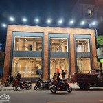 siêu phẩm bến nghé! bán gấp nhà mt nguyễn du (9x15m - xd 2 tầng - hđ thuê 250 tr/tháng) - 75 tỷ