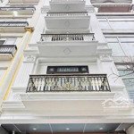 chỉ hơn 8 tỷ mua được nhà thang máy phố lò đúc, 6t, ô tô có (tl)