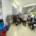 bán nhà 3 tàng quận 1 đường calmettle dt 6x8m giá 10,6tỷ.