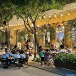 cho thuê lô góc mt: 40m dt: 300m2 đường trung tâm gần nhà hát lớn