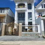 bán nhà đẹp mặt tiền kqh an sơn, phường 04, tp đà lạt. dt: 156 m2 , giá: 17,5 tỷ. lh: 0908748495