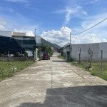 bán nhà cấp 4 dt: 105 m2 ngang 5m đường trước nhà 6m, hướng đông bắc giá 1.45 tỷ vĩnh phương, nt