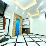 bán nhà mới trung tâm quận hai bà trưng, dt 30m2, có thang máy, 2 mặt thoáng, phân khúc hiếm