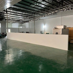 kho,xưởng cho thuê đường song hành.trung mỹ tây q12 .dt 1700m2 giá 130 tr