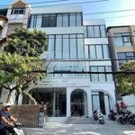 vip mt nguyễn huy lượng, p14 - dt: 13 x 16,5m (170m2) - 5 tầng thang máy - hđt: 120tr/th - 52 tỷ tl